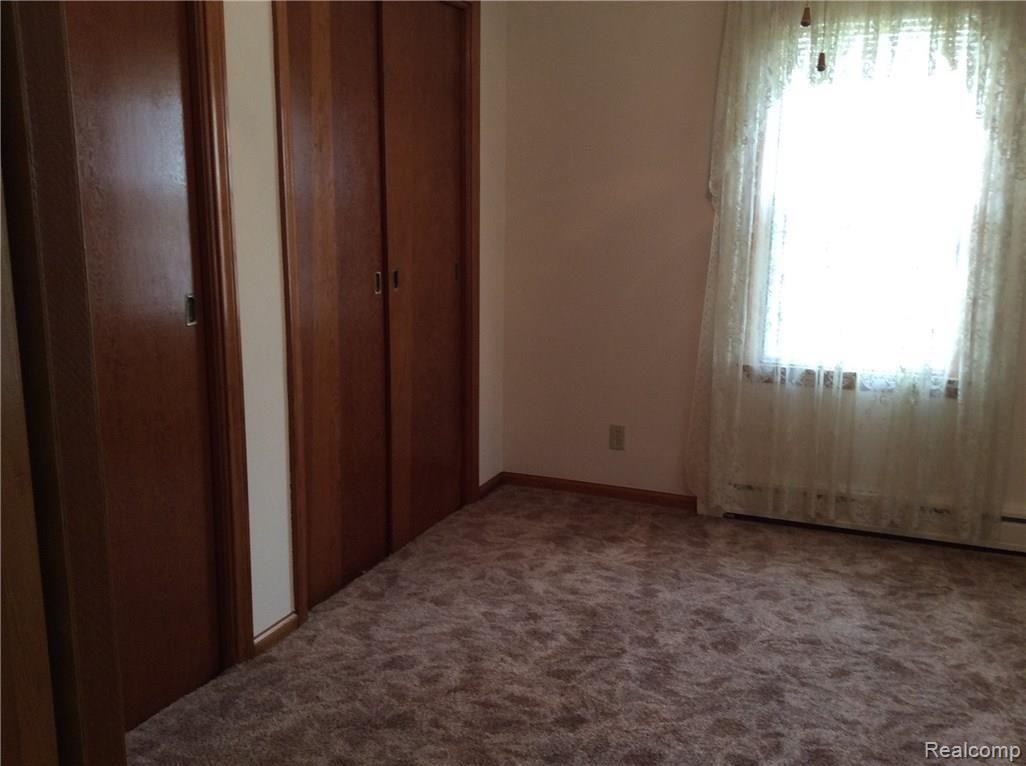 21805 Elwell Road Belleville, MI 48111 - Photo 12 of 18 IMG_0439.JPG