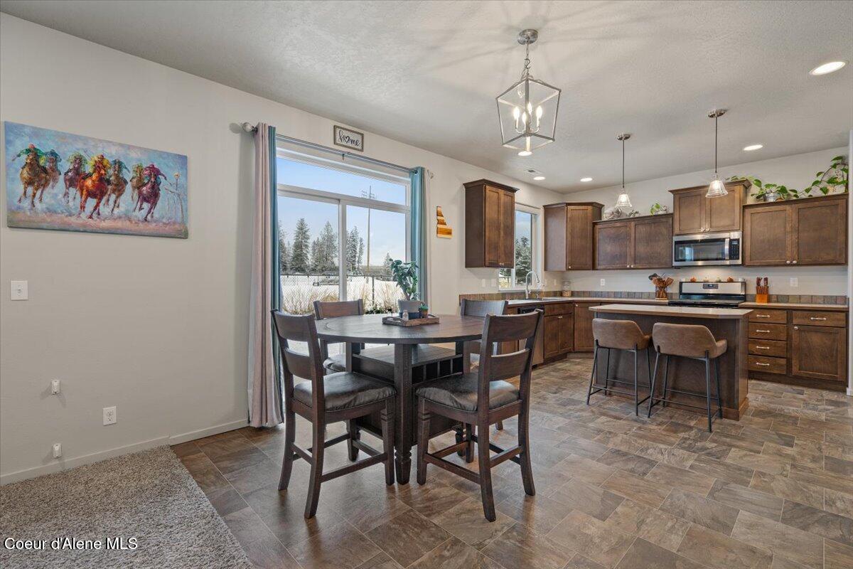 6891 Christine Street Rathdrum, ID 83858 - Photo 15 of 54 19-Dining