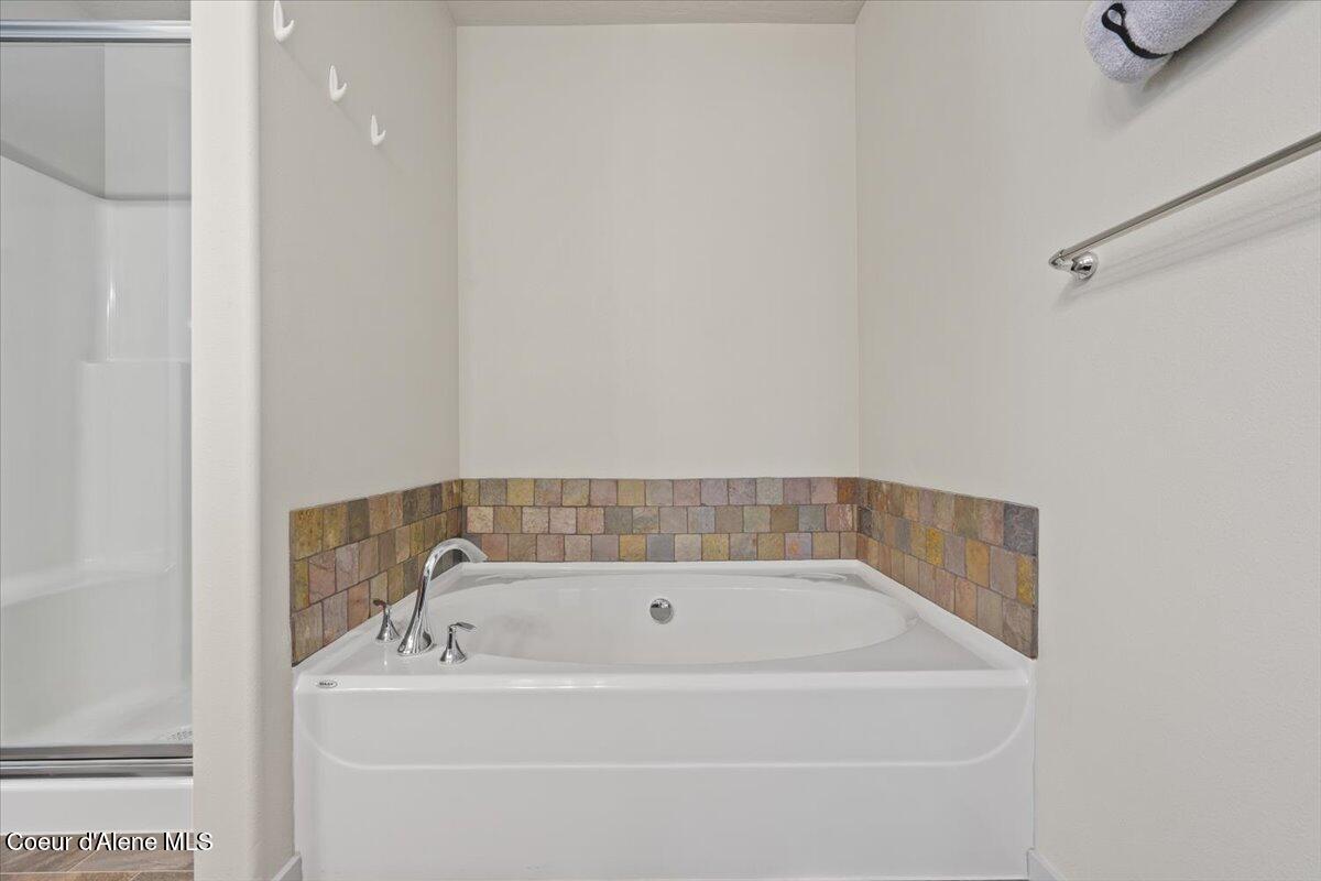 6891 Christine Street Rathdrum, ID 83858 - Photo 31 of 54 35-Primary Bathroom