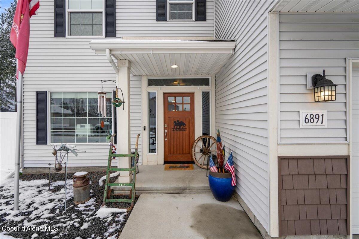 6891 Christine Street Rathdrum, ID 83858 - Photo 7 of 54 11-Front Entry