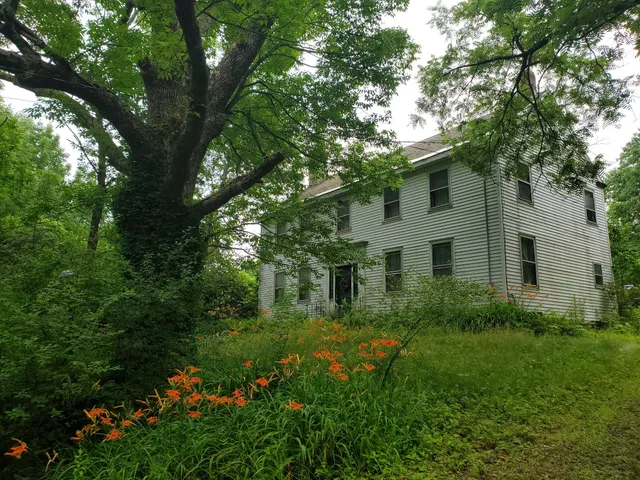 $222,600 | 489 Back Road, Skowhegan, ME 04976