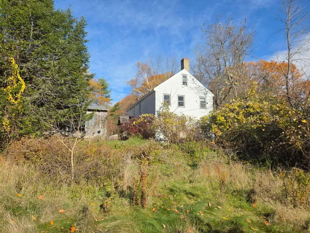 $222,600 | 489 Back Road, Skowhegan, ME 04976