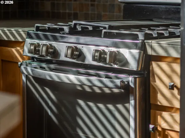 $318,000 | 8139 Northeast Rockne Way, Hillsboro, OR 97006