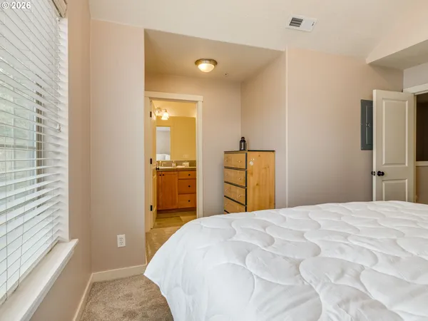 $318,000 | 8139 Northeast Rockne Way, Hillsboro, OR 97006