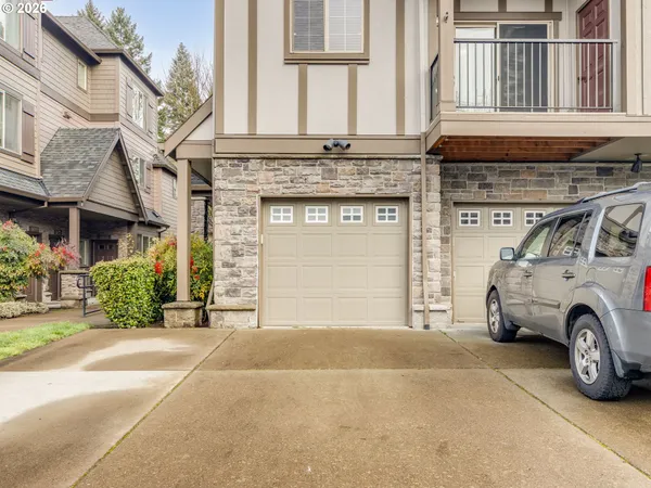 $318,000 | 8139 Northeast Rockne Way, Hillsboro, OR 97006