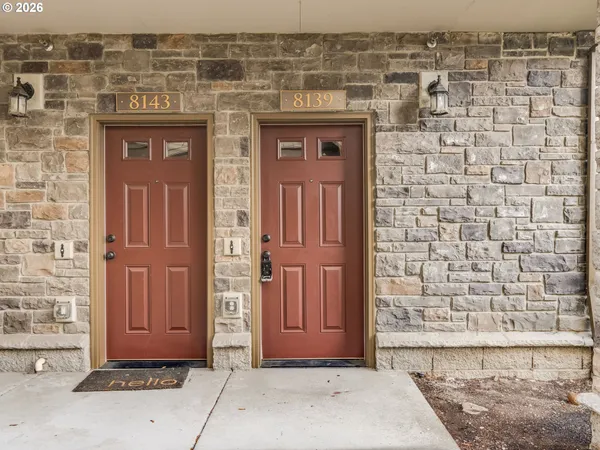 $318,000 | 8139 Northeast Rockne Way, Hillsboro, OR 97006