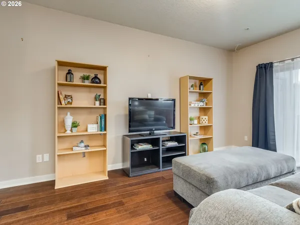 $318,000 | 8139 Northeast Rockne Way, Hillsboro, OR 97006