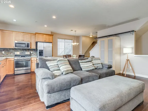 $318,000 | 8139 Northeast Rockne Way, Hillsboro, OR 97006