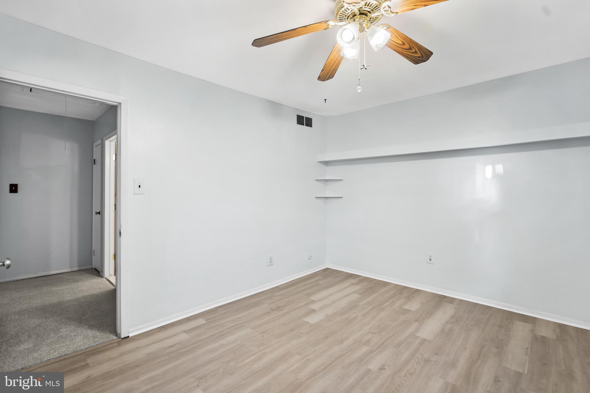 280 Via Cascata Drive Clementon, NJ 08021 - Photo 19 of 29