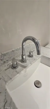 $4,750 | 3815 1/2 Tracy Street, Los Angeles, CA 90027