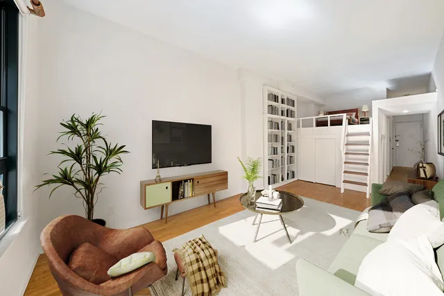 a picture of a black and white photo