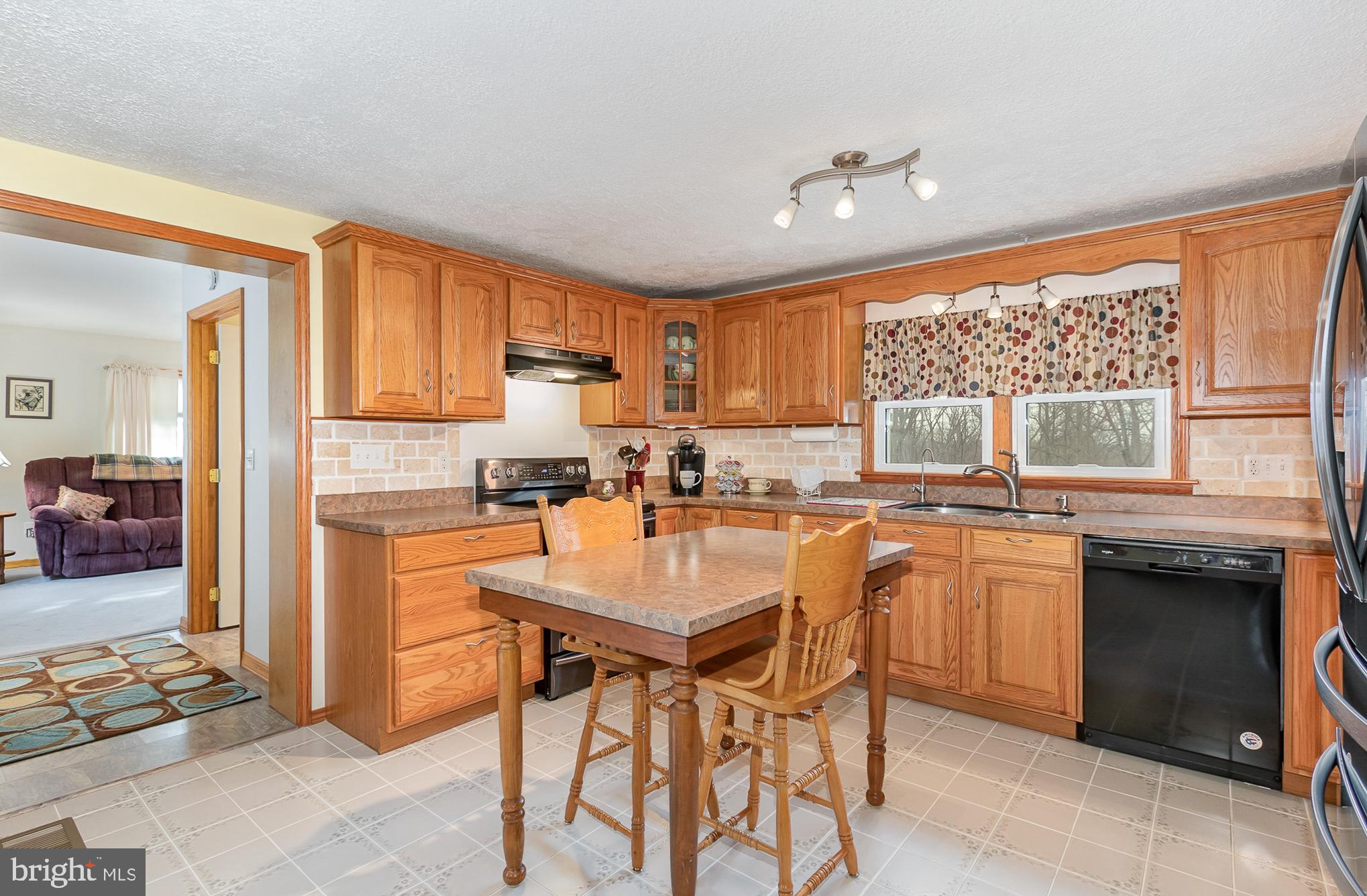 223 Smith Road York Springs, PA 17372 - Photo 14 of 47 Gallery Image 14