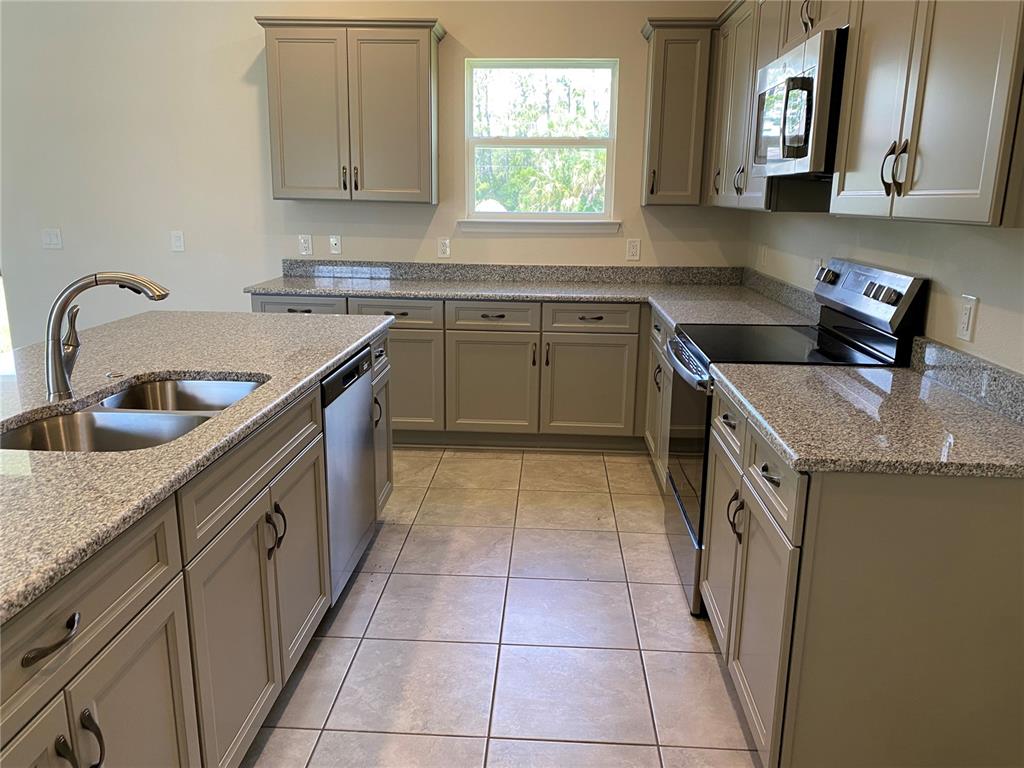 2139 Gascom Street North Port, FL 34288 - Photo 5 of 10