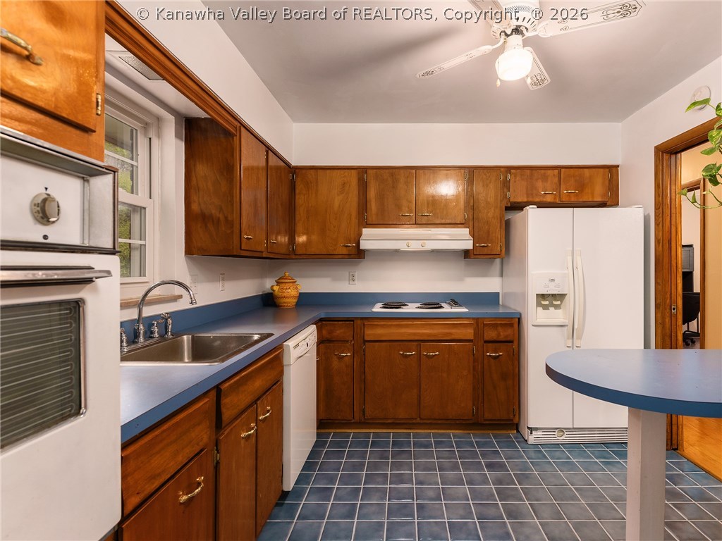 843 Carroll Road Charleston, WV 25314 - Photo 3 of 25 Gallery Image 3
