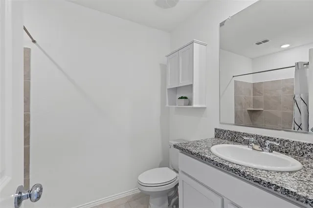 $2,100 | 14004 Gaskin Street, Pilot Point, TX 76258