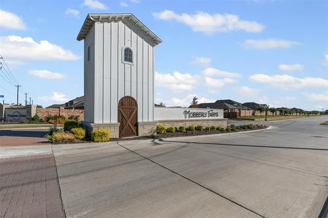 $2,100 | 14004 Gaskin Street, Pilot Point, TX 76258