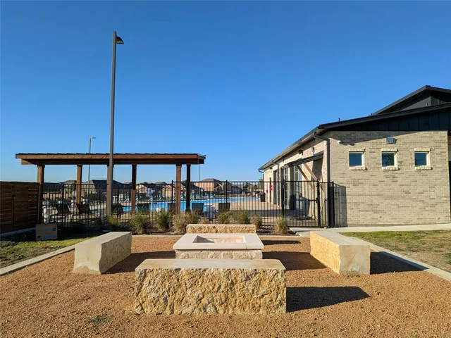 $2,100 | 14004 Gaskin Street, Pilot Point, TX 76258