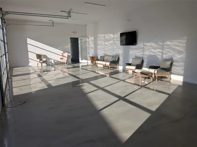 $2,100 | 14004 Gaskin Street, Pilot Point, TX 76258