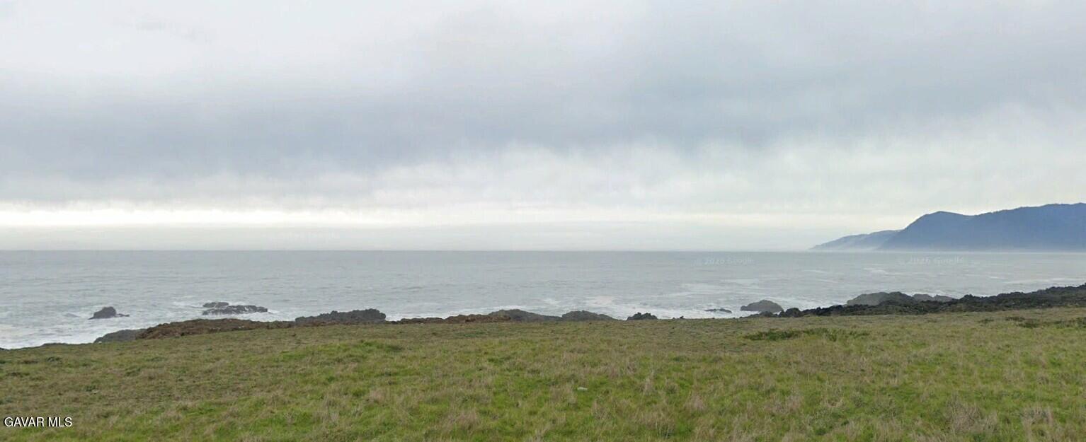 71 Parkview Road Whitethorn, CA 95589 - Photo 8 of 10 a view of ocean and sunset