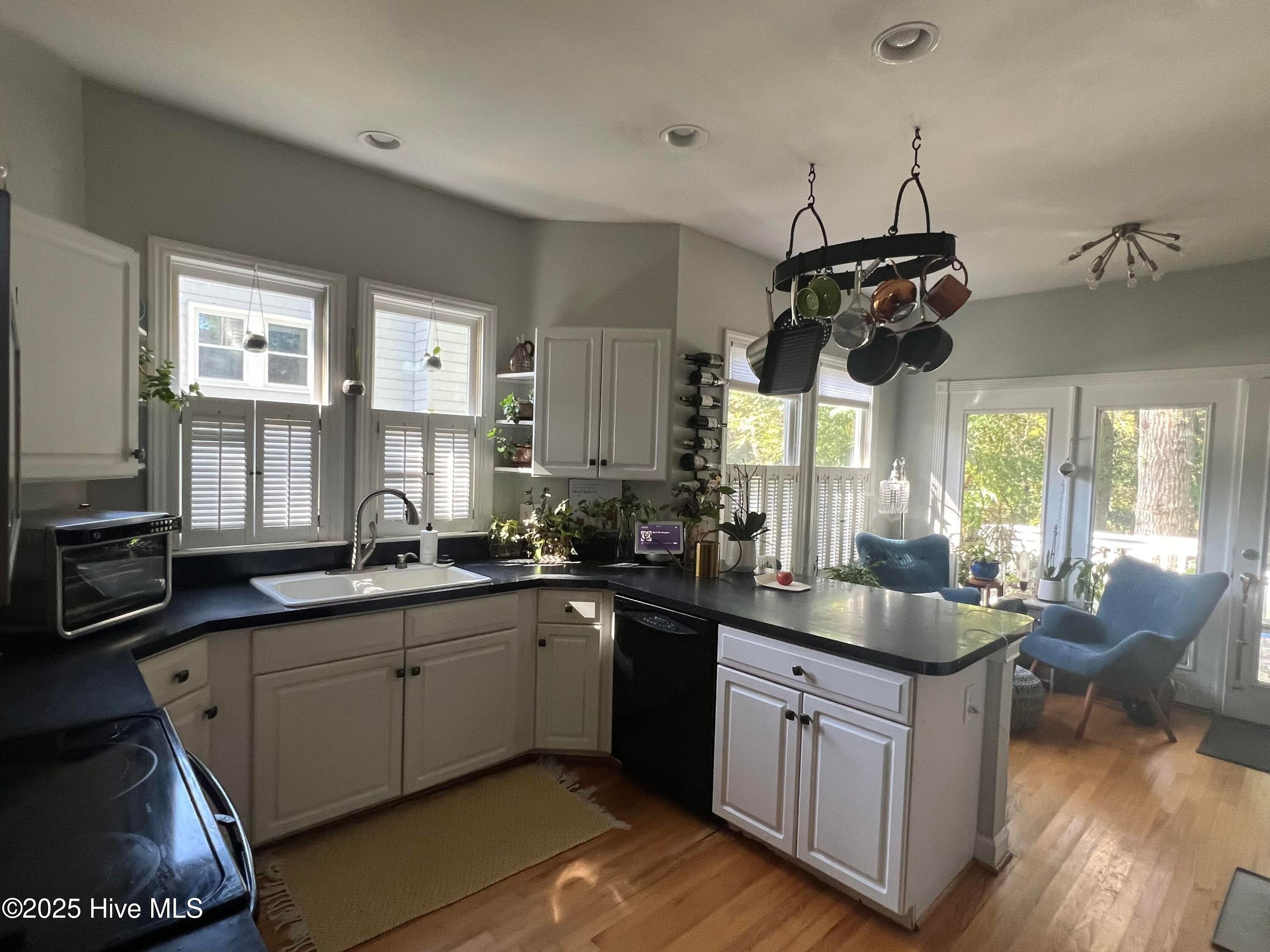 6509 Old Fort Road Wilmington, NC 28411 - Photo 5 of 6 .