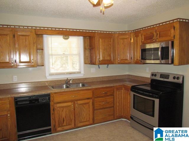 137 Mosley Road Piedmont, AL 36272 - Photo 4 of 48