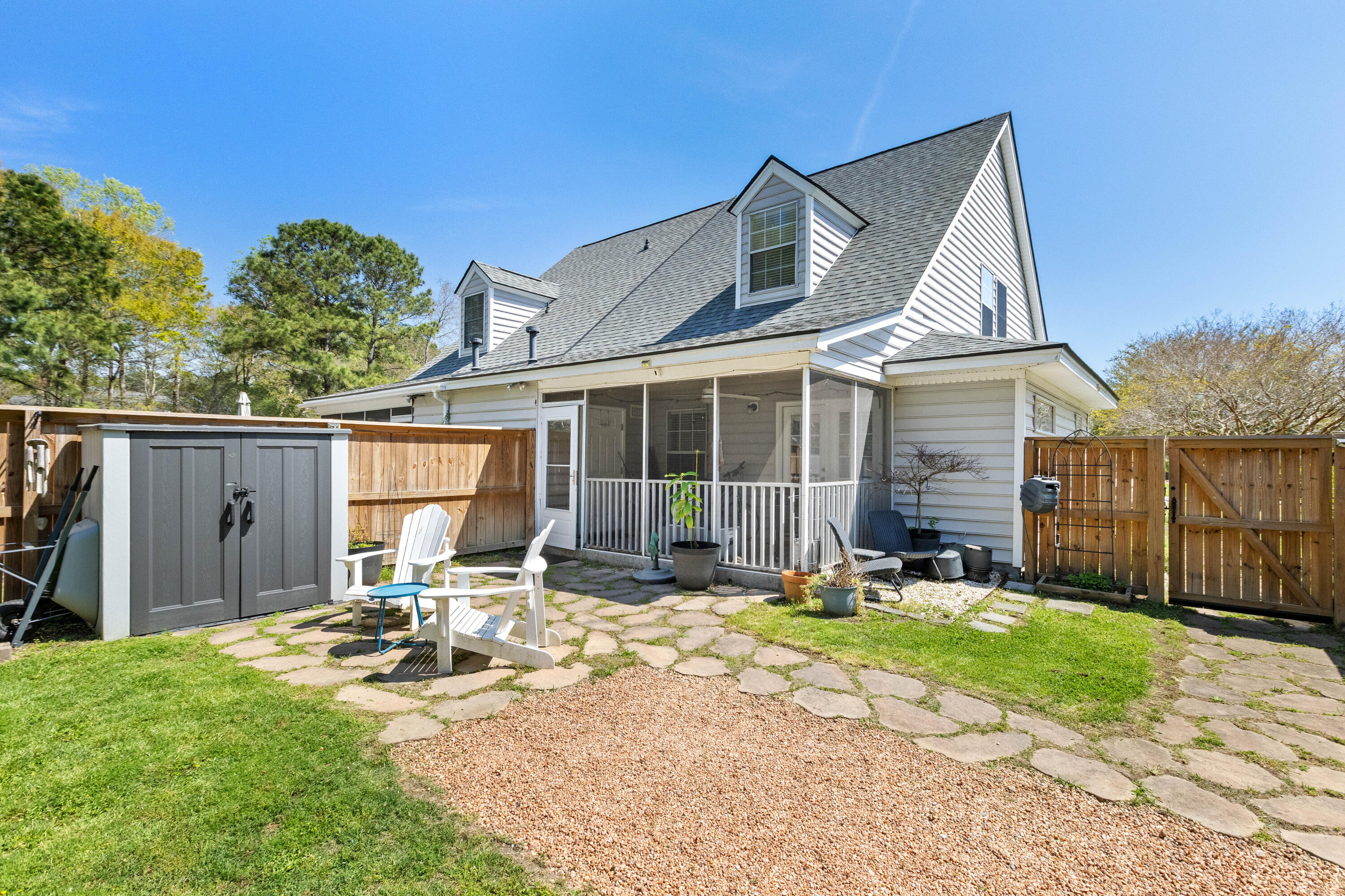 3172 Queensgate Way Mount Pleasant, SC 29466 - Photo 40 of 55 3172QueensgateWay-CasaVerdeMediaLLC40