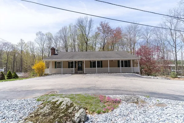 $500,000 | 13 Brown Road, North Brookfield, MA 01535