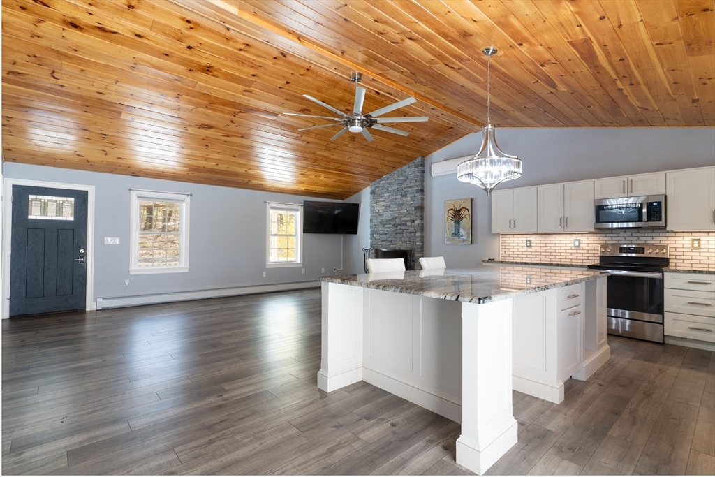 13 Brown Road North Brookfield, MA 01535 - Photo 12 of 41