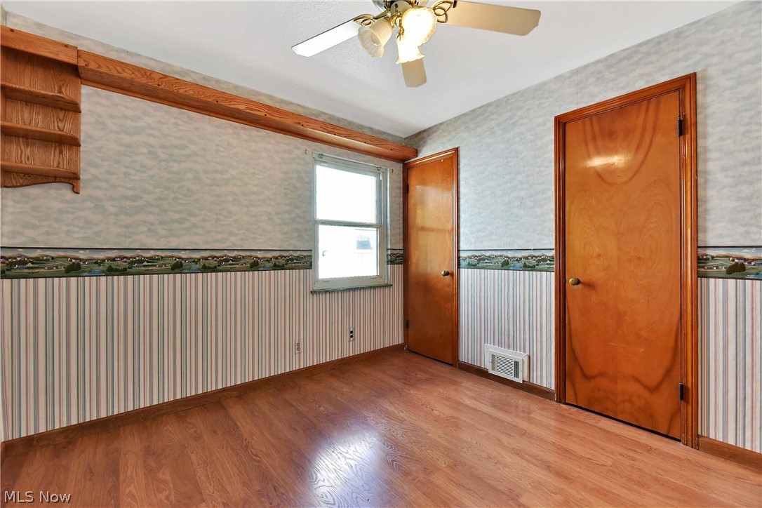 4918 Clearview Road Garfield Heights, OH 44125 - Photo 19 of 35