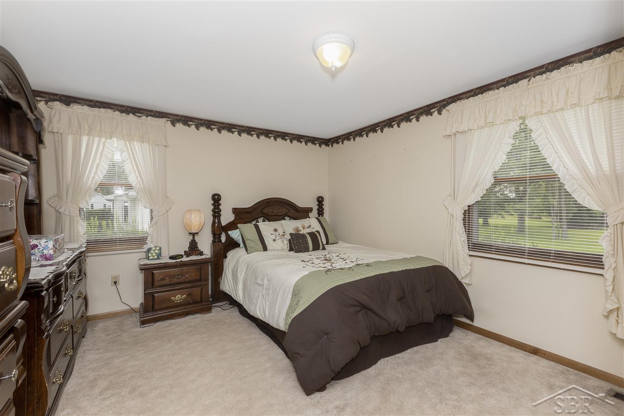 7531 Hart Road Saginaw, MI 48609 - Photo 7 of 36 50051307-6.JPG