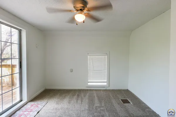 $120,000 | 111 South Merchant Street, Emporia, KS 66801