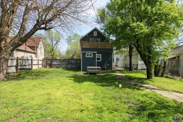 $120,000 | 111 South Merchant Street, Emporia, KS 66801