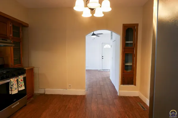 $120,000 | 111 South Merchant Street, Emporia, KS 66801