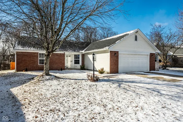 $265,000 | 12413 Winding Creek Lane, Indianapolis, IN 46236