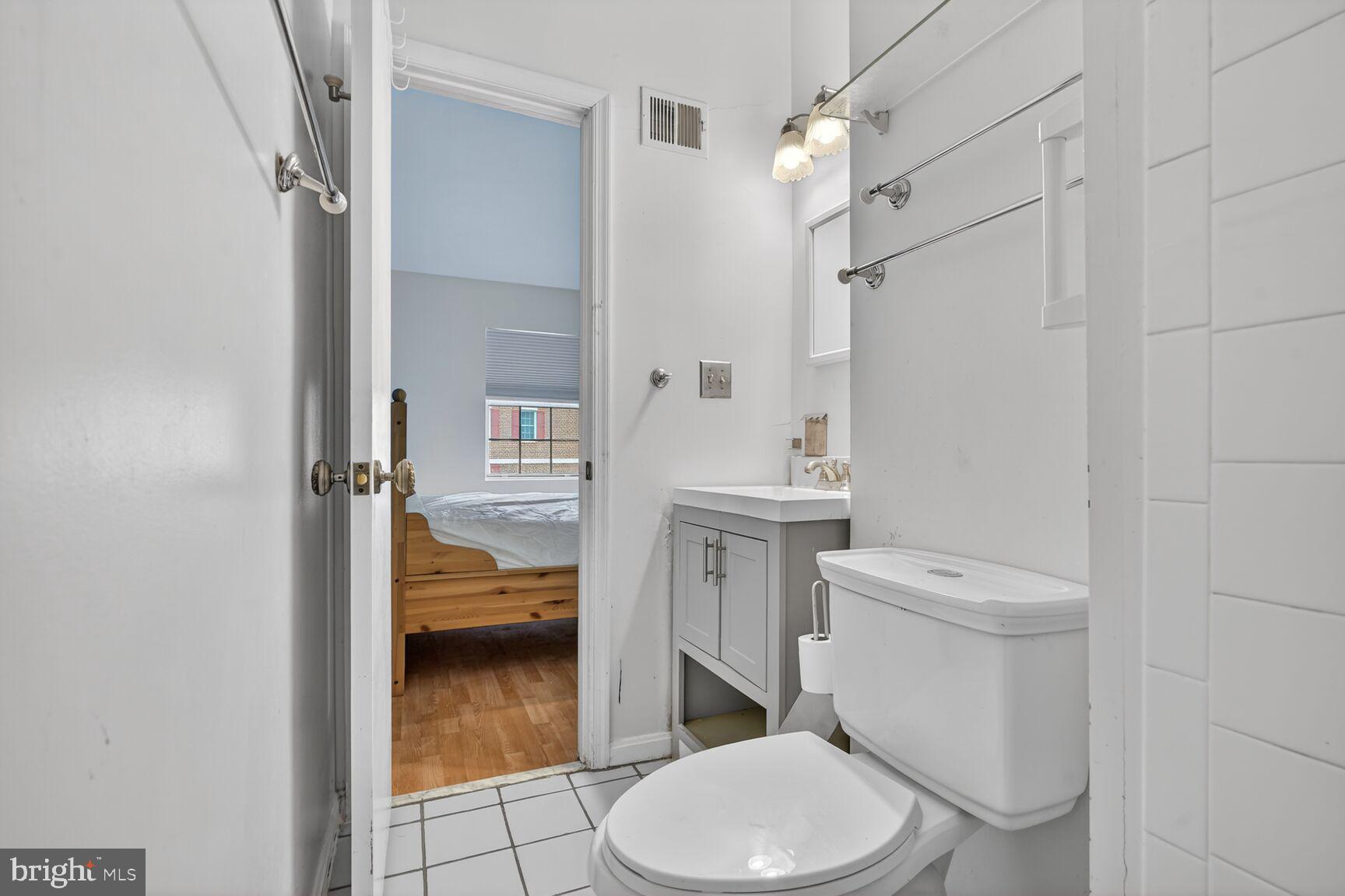 9030 Pickwick Village Terrace Silver Spring, MD 20901 - Photo 18 of 25