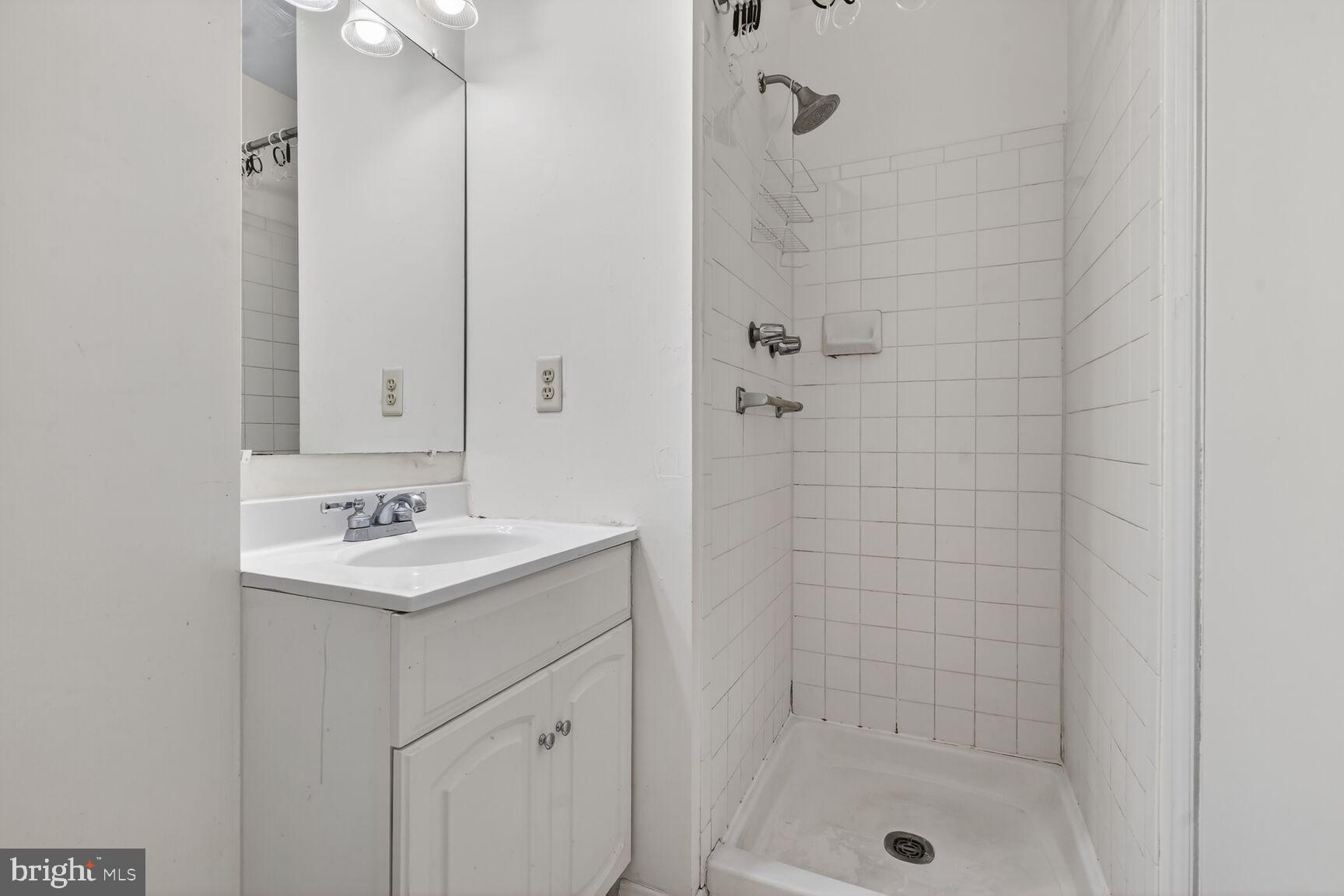 9030 Pickwick Village Terrace Silver Spring, MD 20901 - Photo 19 of 25