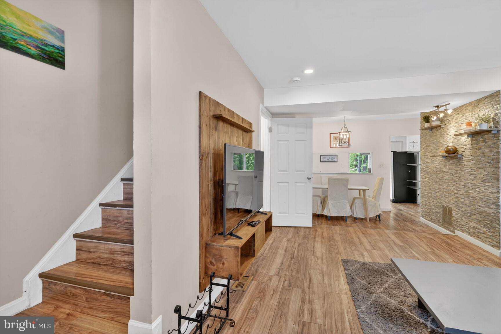 9030 Pickwick Village Terrace Silver Spring, MD 20901 - Photo 2 of 25