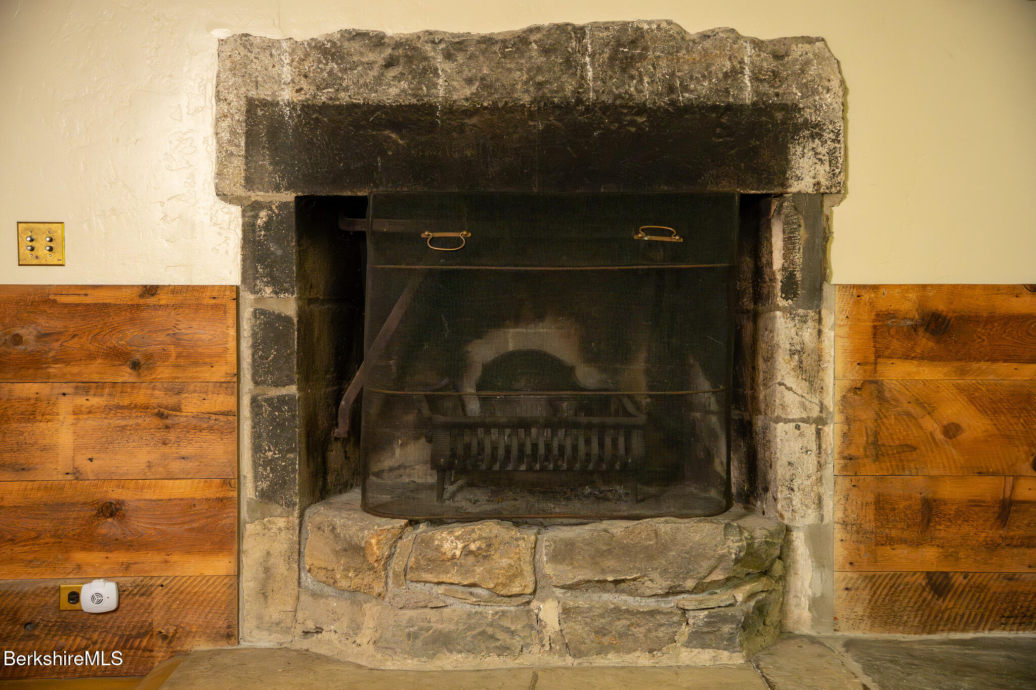 560 Stockbridge Road Lee, MA 01238 - Photo 14 of 48 a close view of a door