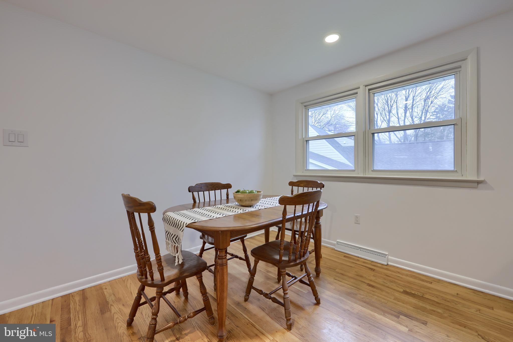 1696 Valley Forge Road Lancaster, PA 17603 - Photo 9 of 26 Window in dining area
