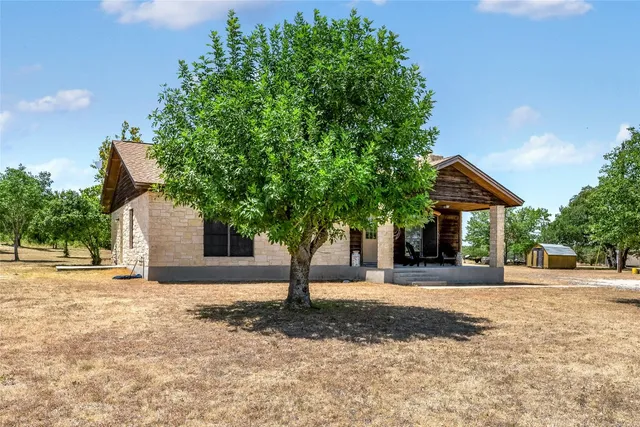 $1,875,000 | 120 Craigen Road, Liberty Hill, TX 78642