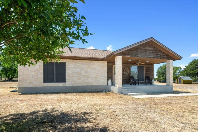 $1,875,000 | 120 Craigen Road, Liberty Hill, TX 78642