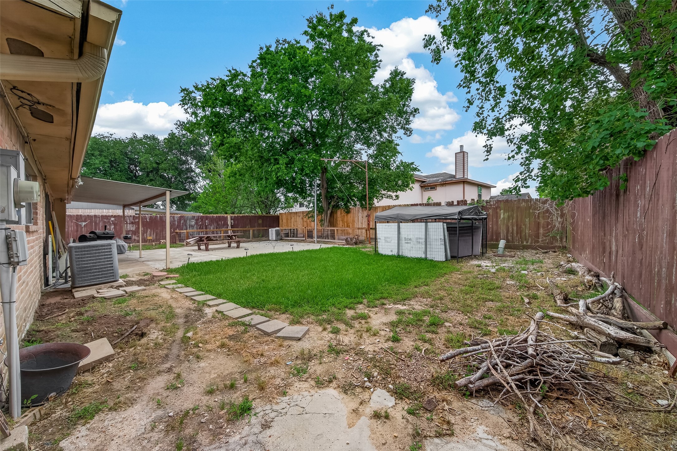1915 Delphi Lane Houston, TX 77067 - Photo 29 of 31
