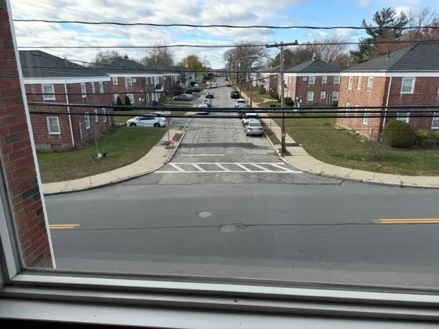 $3,500 | 241 Lexington Street, Watertown, MA 02472