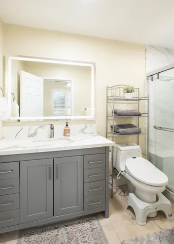 $799,000 | 7568 North Hanna Avenue, Fresno, CA 93722