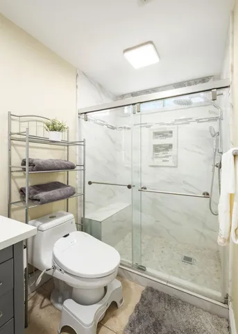 $799,000 | 7568 North Hanna Avenue, Fresno, CA 93722