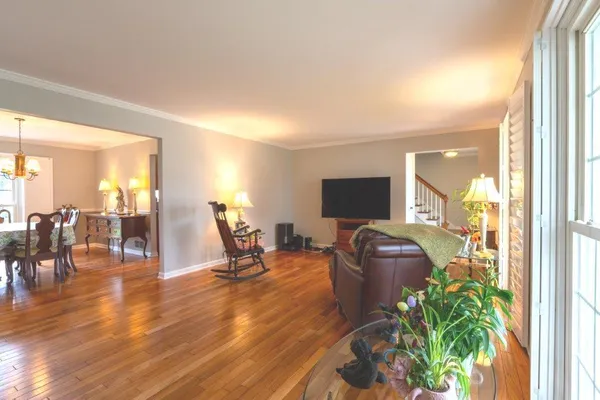 $725,000 | 1006 Whirlaway Avenue, Naperville, IL 60540