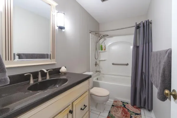 $725,000 | 1006 Whirlaway Avenue, Naperville, IL 60540