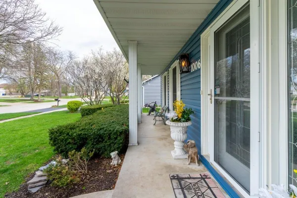 $725,000 | 1006 Whirlaway Avenue, Naperville, IL 60540