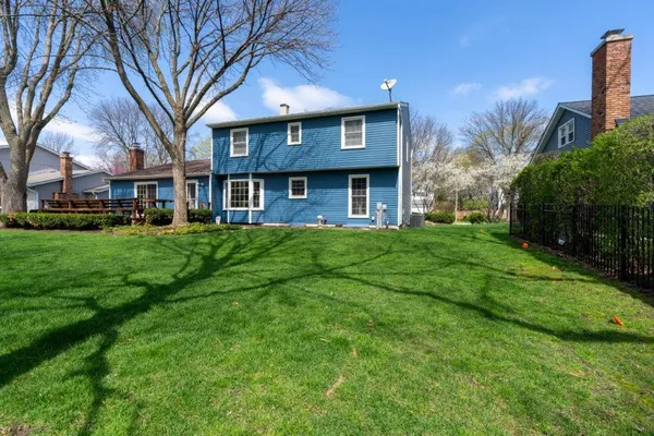 $725,000 | 1006 Whirlaway Avenue, Naperville, IL 60540