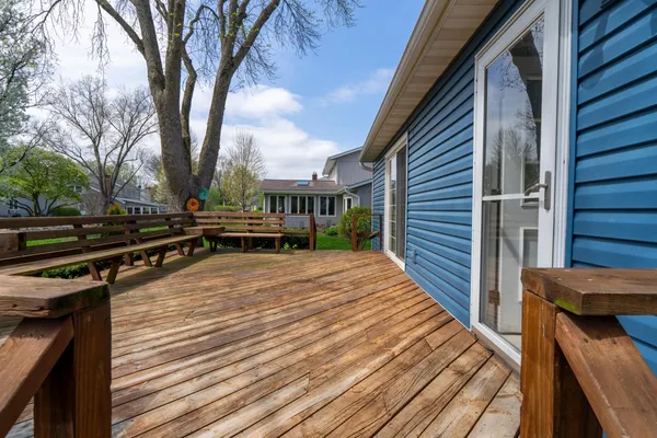 $725,000 | 1006 Whirlaway Avenue, Naperville, IL 60540